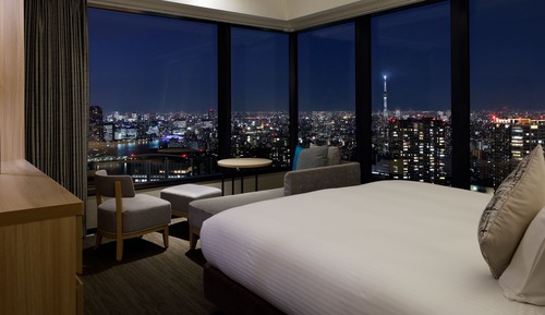 Deluxe , 1 bed King , View Bath , Corner room, Non Smoking