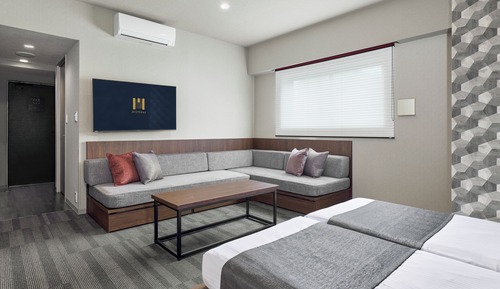 Superior Family Room with Projector