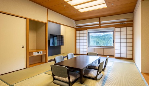 Japanese-style Room For 6 Guests