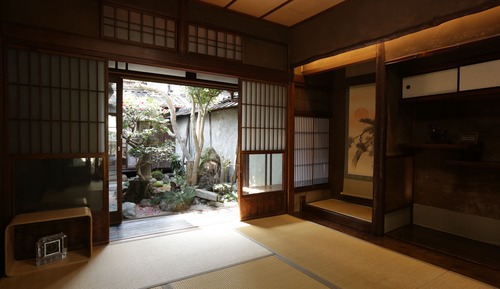 Annex Japanese-style room / Garden view