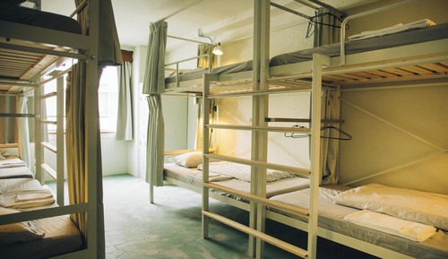Shared Dormitory, Women only