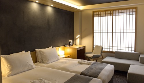 SUPERIOR ROOM Non Smoking (1 King Bed)