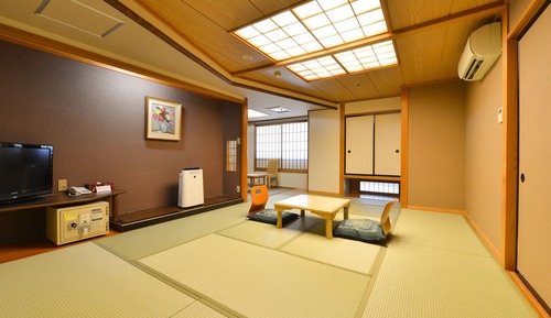 Standard Japanese-Style-Room(Mountain Side) - Indoor Bath - Non-Smoking