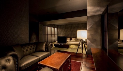 Suite Premium / 3 Adults or more are Futons