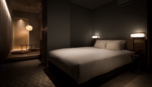 Deluxe King Room