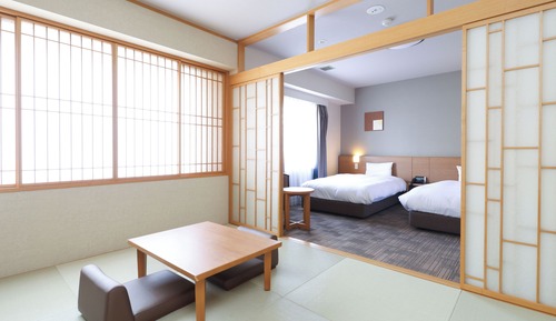 [No Cleaning Service] Japanese Western Style Room for 5 (2 Single Bed and 3 Futon) Non Smoking