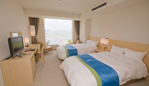 Standard Twin Room (33 sqm) Non Smoking