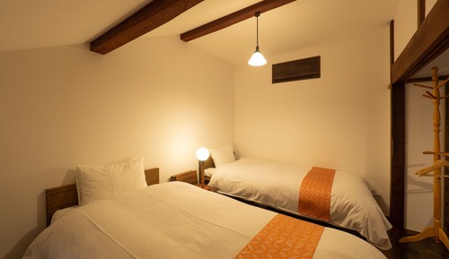 Basic Triple Room, Shared Bathroom