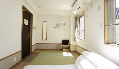 Economy Japanese Style Room