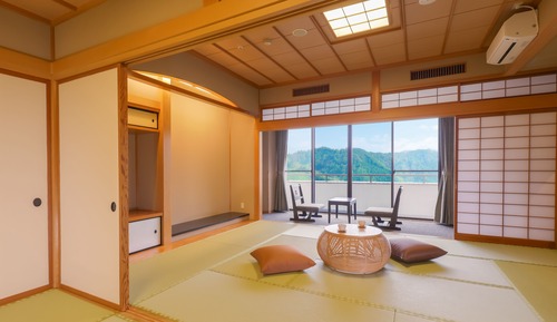 Superior Japanese-Style-Room with 10+6 Tatami mats - Indoor Bath - Non-Smoking