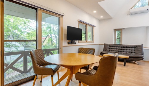 Top Grade Small Cottage(Non-Smoking)