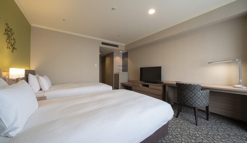 Superior Twin Room, Smoking (28-30 sqm)
