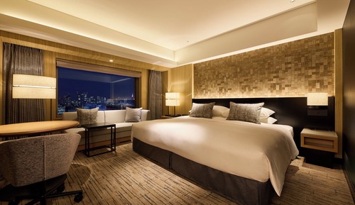 Newly Renovated - Comfort Superior King Room- Non-Smoking