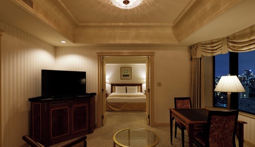 Executive Floor, Junior Suite Double Room, Non-Smoking, includes access to pool, sauna, gym