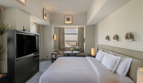Premier Room, 1 King Bed