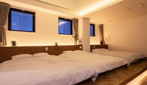 Deluxe Triple Room, Multiple Beds, Refrigerator, City View