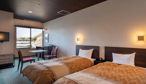 Lake View Standard Twin Room, Non Smoking