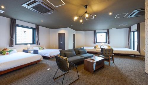 Deluxe Family Room