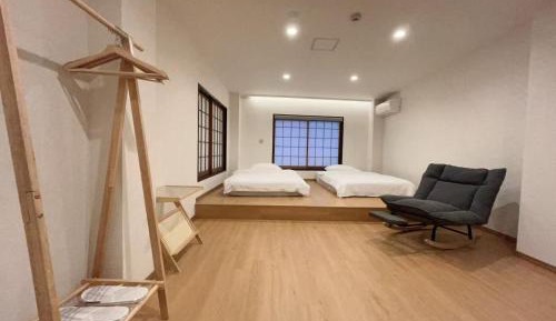Double or Twin Room with Private Bathroom