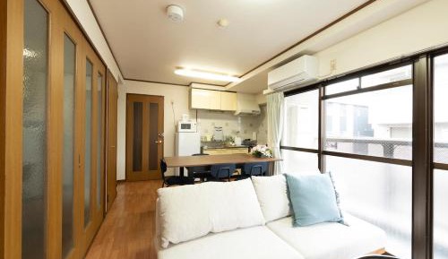 One-Bedroom Apartment - Non-Smoking
