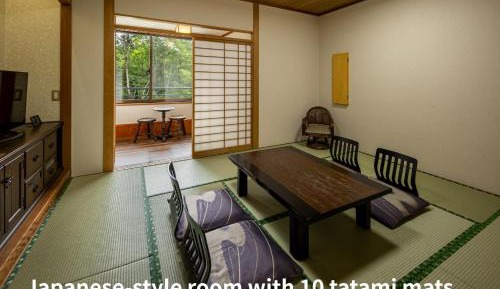 Japanese-Style Room