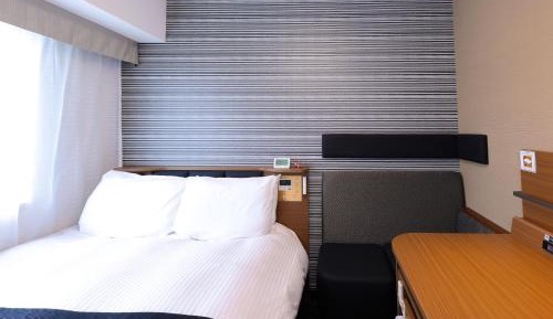 Cozy Room (1 Adult) - Non-Smoking