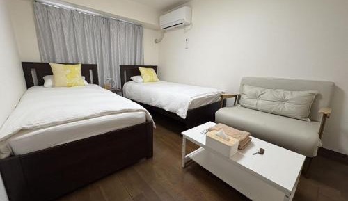 Standard Twin Room