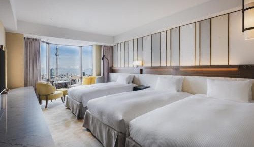 Superior Twin with Skytree Side with 1Extra Bed (3 adults)