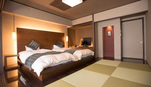 Room with Tatami Area and Shared Bath and Private Toilet