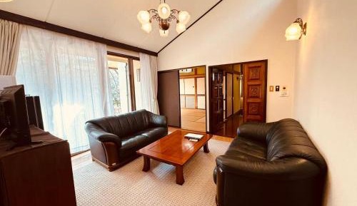 Deluxe Family Suite