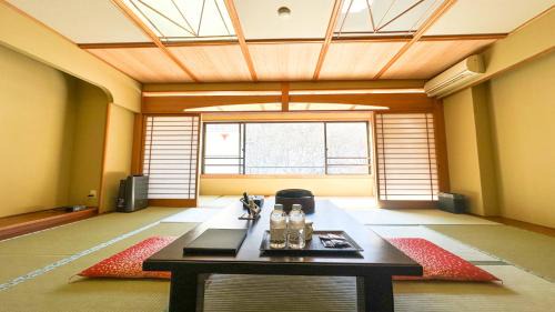 Japanese-Style Room