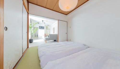 One-Bedroom Apartment - Non-Smoking