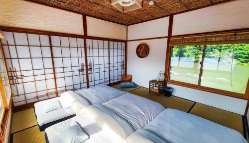 Quadruple Room with Mountain View