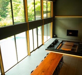 Villa with Garden View