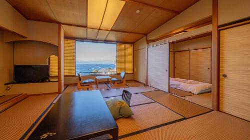 Japanese-Style Room
