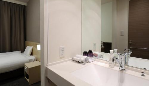 Twin Room - Non-Smoking