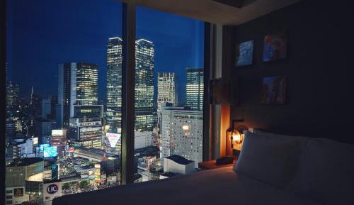 Premium King Room with Scramble View and Separate Bath
