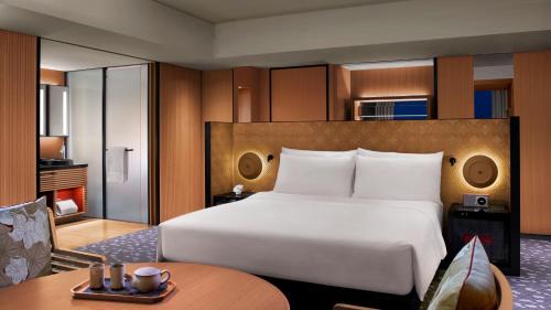 Deluxe KYOTO, Guest room, 1 King, Courtyard view