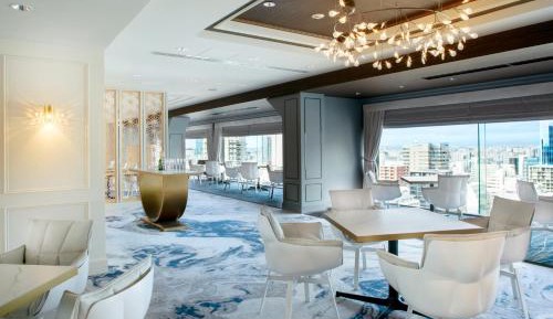 Espacio King Room 36sqm with free access to Espacio Lounge - Non-Smoking