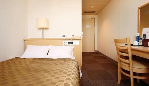 Semi-Double Room - Non-Smoking