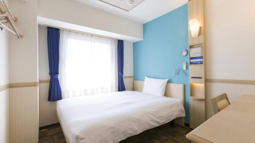 Single Room - Non-Smoking