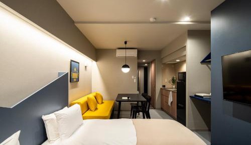 Deluxe Studio Apartment - Triple
