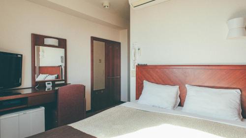 Double Room - Non-Smoking 