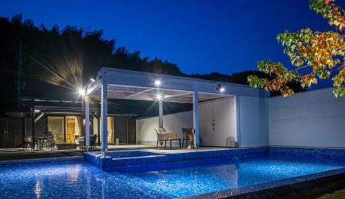 Villa with Sea View