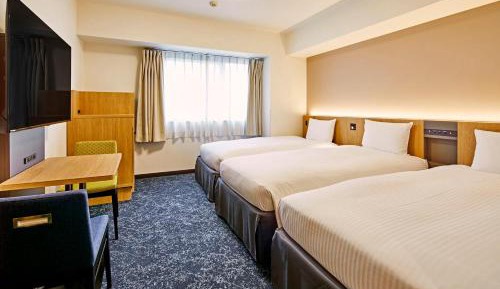 Twin Room with Extra Bed - Non-Smoking
