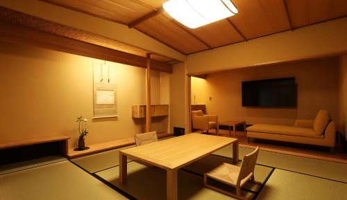 Deluxe Twin Room with Sea View