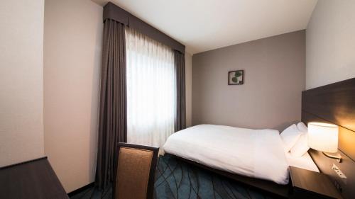 Single Room (1 Adult) - Smoking