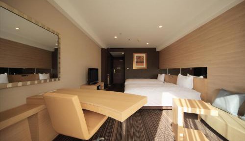 Standard Twin Room - Non-Smoking