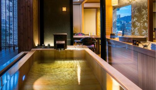 Deluxe Suite with Open-Air Bath and River View