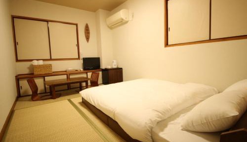 Japanese-Style Room
